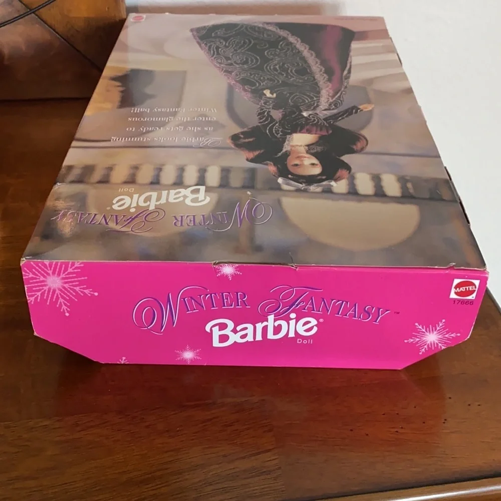 Mattel 17666 Winter Fantasy Barbie Special Edition